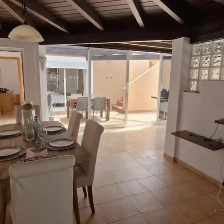 Sol Y Cactus Villa *